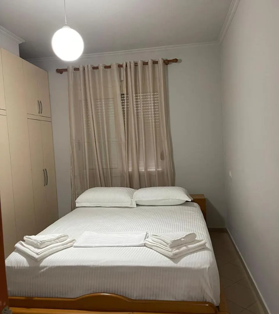 Barefoot Bliss Apartment Durrës